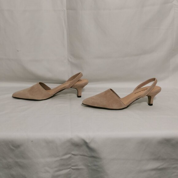 Nude Bella Vita Suede Slingbacks Size 6WW NWOT #36 - Picture 3 of 8
